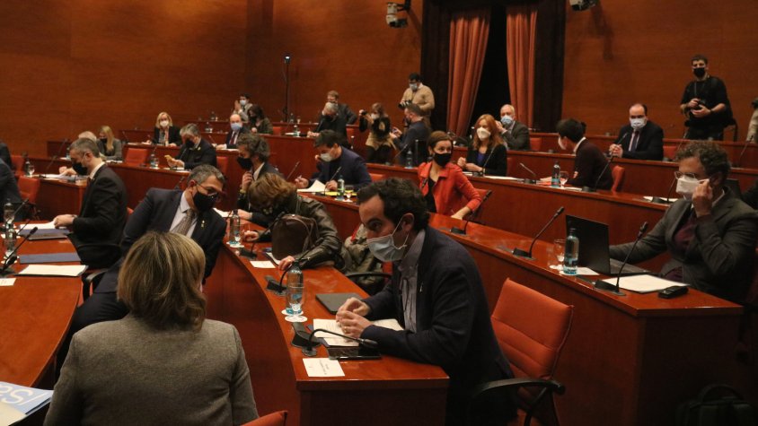 Govern i partits arriben a un consens “majoritari” per ajornar les eleccions fins al 30 de maig