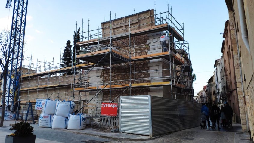 Els vianants ja poden passar pel carrer Major des de Sant Francesc a Montblanc