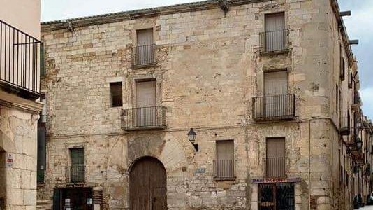 Signat  l'acord de compra del Palau del Castlà per part de la Fundació per a l'Arqueologia Ibèrica