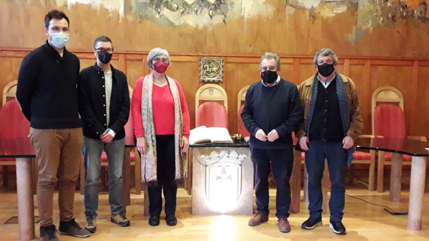Protagonistes de la signatura del conveni