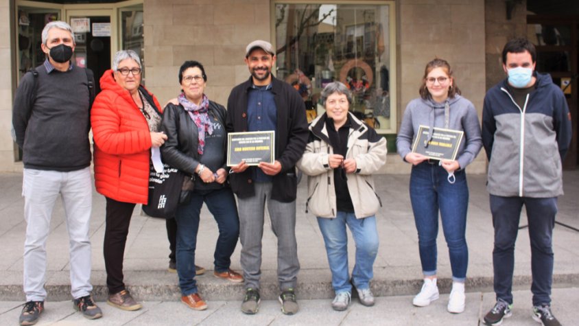 A la imatge: Frederic Vallbona, Anna Albareda, M. del Carme Casas, Xiro Montero, Anna Esplugas, Laia Roca i Guillem Carreras