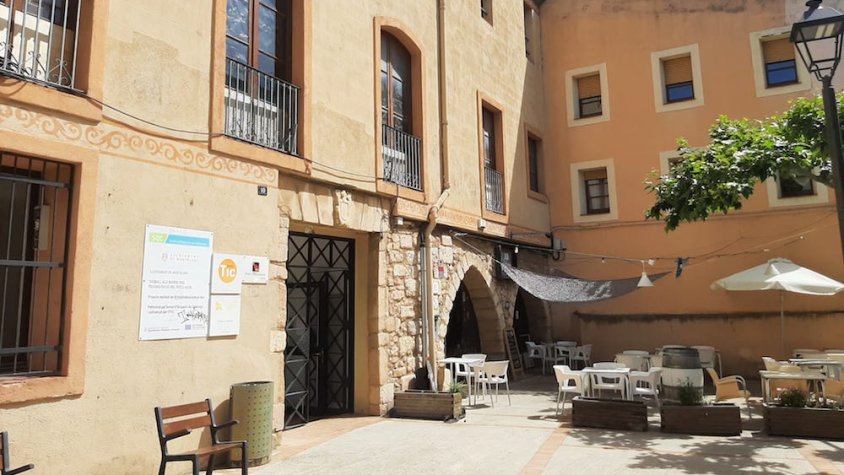 Imatge de la terrassa del bar del Casal d'Entitats
