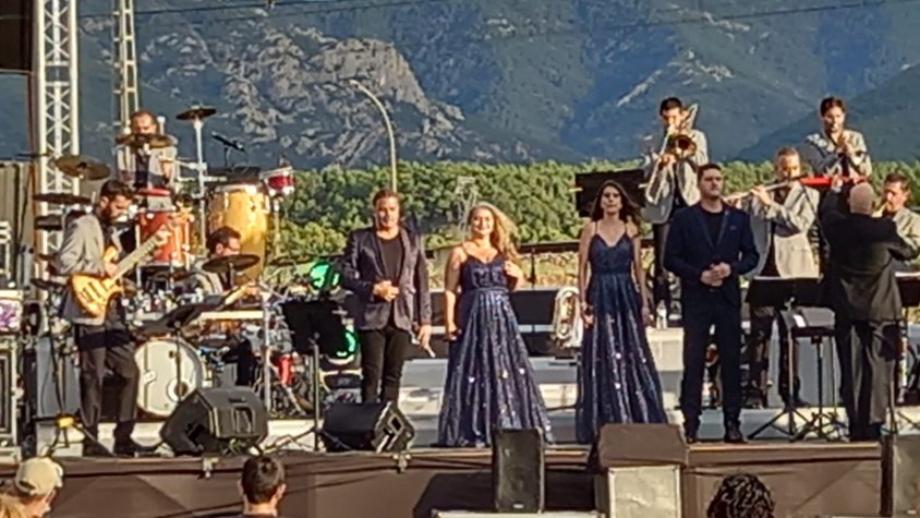 Vimbodí i Poblet gaudeix d'un lluït concert de Festa Major amb l'Orquestra Metropol