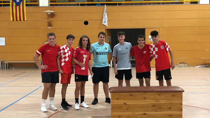 Èxit del nou torneig infantil de futbol sala de Sarral, impulsat per dos nois