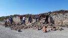 Passanant i Belltall van viure una jornada per conèixer com es treballa amb la pedra seca