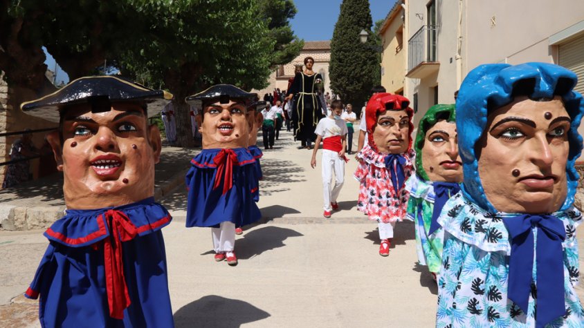 El Seguici ha pogut tornar a ballar tot delectant els montblanquins i montblanquines