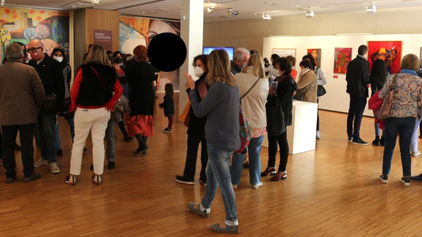 Van ser moltes les persones presents a l'exposició