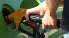 Els gremis d'estacions de servei aturen la venda de carburants provinents de Rússia per la guerra d'Ucraïna