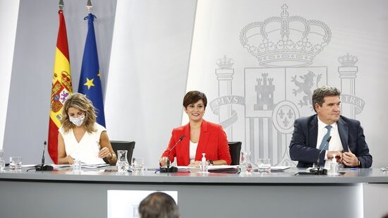 El govern espanyol aprova la reforma laboral acordada amb els sindicats i la patronal