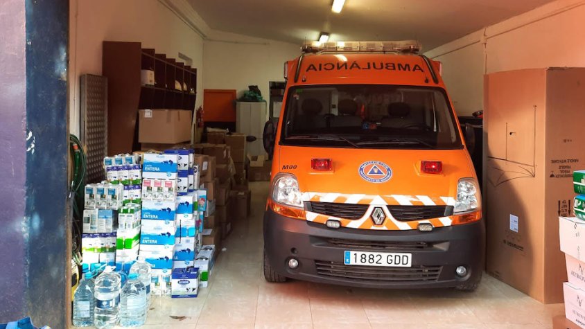 Imatge d'ajut humanitari a la seu de Protecció Civil de Montblanc