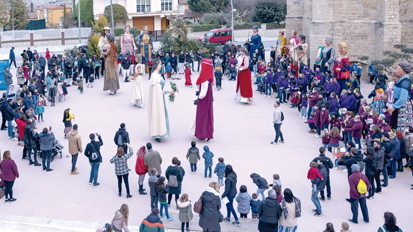 Santa Coloma de Queralt va viure la primera trobada de figures femenines