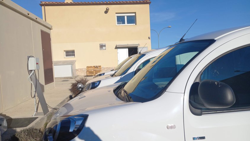 Les depuradores de la Conca renoven el parc mòbil amb vehicles elèctrics i híbrids