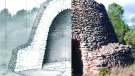 L'exposició ‘Tota pedra fa paret’ a Santa Coloma de Queralt