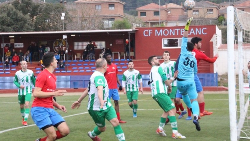 Imatge d'un derbi entre el Montblanc B i l'Espluga