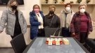 L’àrea d’Igualtat, Migracions i Ciutadania del Consell Comarcal lliura material divers a les associacions de gent gran de la comarca