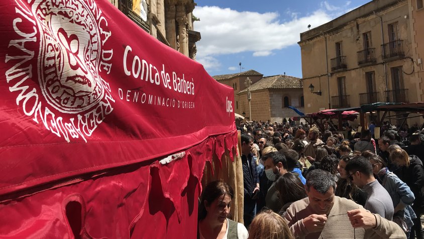 Imatge del Mercat de Vins i Caves de la DO Conca de Barberà en la 35a Setmana Medieval