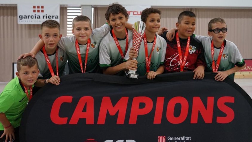 Felicitat dintre l'equip campió
