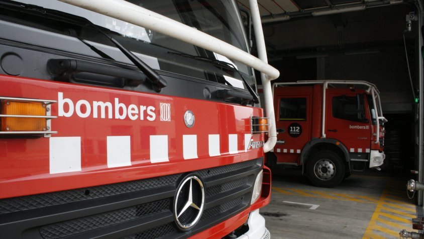 Un home de 76 anys resulta ferit en bolcar el seu vehicle a la C-241d a Pira