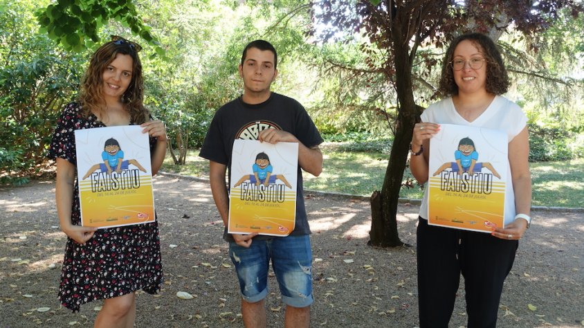 Protagonistes de l'acte de presentació amb el cartell