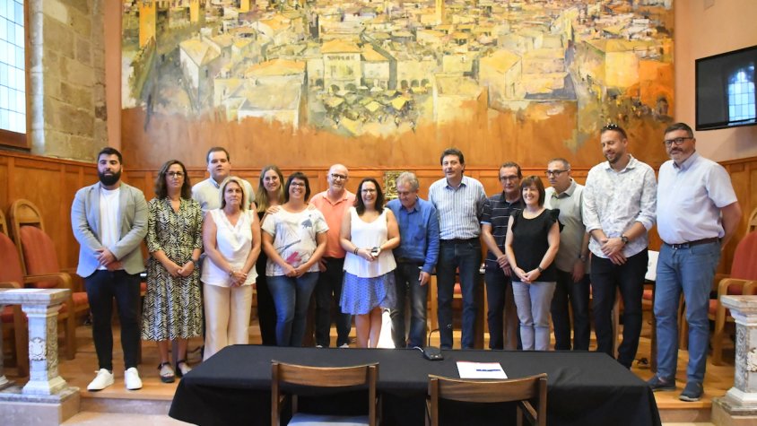 Distincions pels 25 anys de la banda de Música Verge de la Serra i de l’Schola Cantorum de Sant Miquel 
