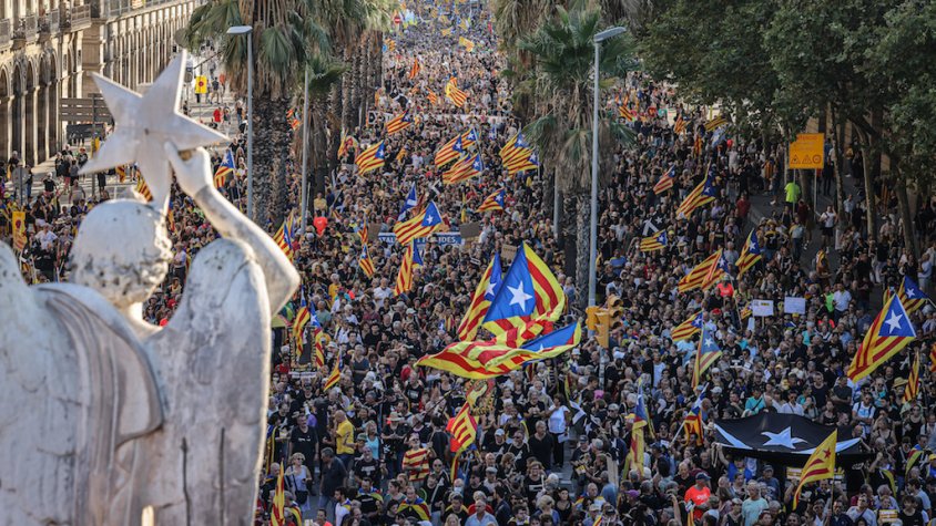 La manifestació de l'ANC reuneix 150.000 persones per la Diada segons la Guàrdia Urbana, i 700.000 segons l'entitat