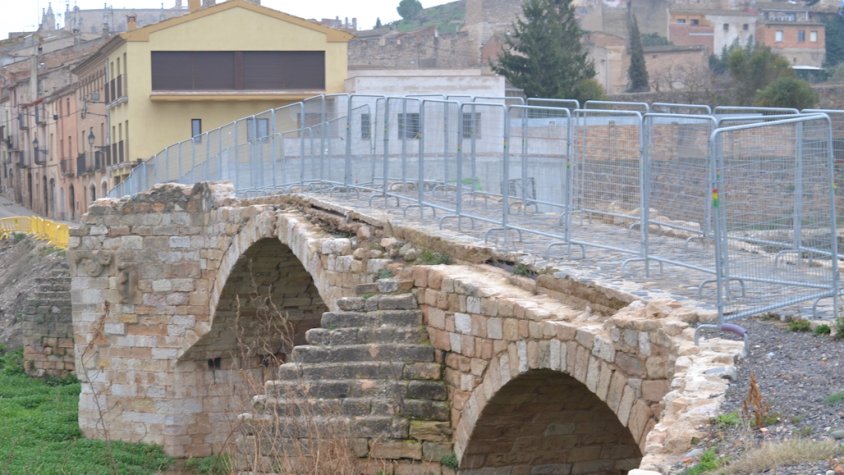 A punt de començar les obres de rehabilitació del Pont Vell