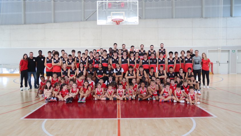 El Club Bàsquet Montblanc presenta els seus vuit equips d'aquesta temporada