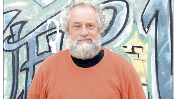 "El teatre ajuda  a aprofundir en  temes impactants”