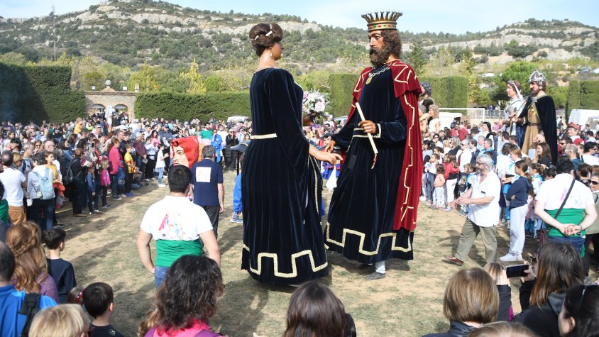 Fotos | Vilanova de Prades celebra una de les fires més antigues de la castanya 