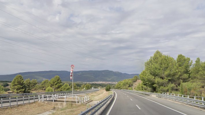 Ferit lleu un conductor per un accident de matinada a Barberà de la Conca