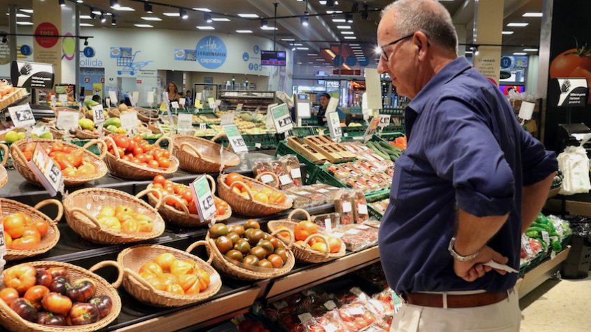 El 40% de les famílies preveuen gastar menys aquesta campanya de Nadal que la del 2019