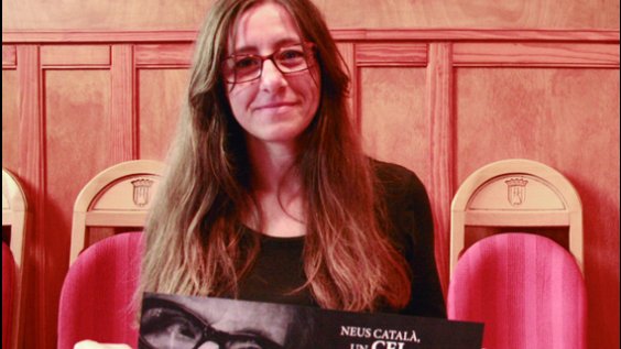 L'autora montblanquina, Carme Martí, en la presentació d'un dels seus llibres a l'ajuntament de Montblanc