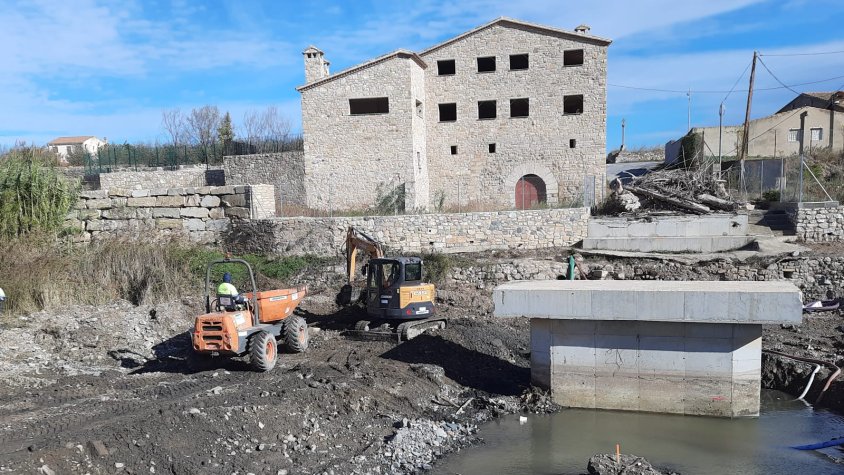 Comencen les obres de construcció del Pont del Molí del Pas de Montblanc