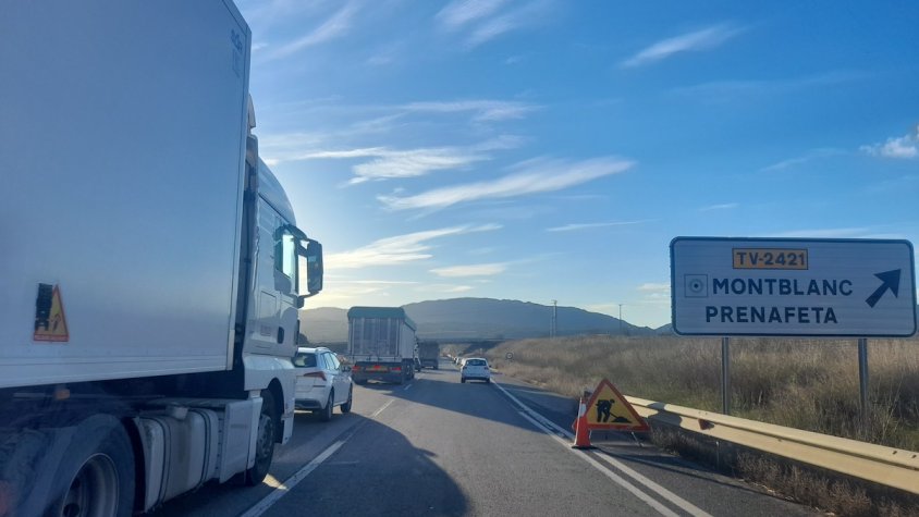 Retencions a la carretera N-240 per unes obres