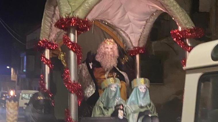 FOTOS | Els nens i nenes de Sarral vibren amb l'arribada dels Reis d'Orient 