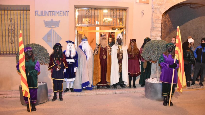 FOTOS | Ses Majestats els Reis d’Orient arriben a Blancafort per repartir il·lusió