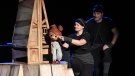 El Casalet Kids acull un emocional espectacle de titelles