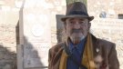 “A vegades, quan et pares a parlar  amb algú pel carrer, la gent et mira com si fossis un delinqüent”