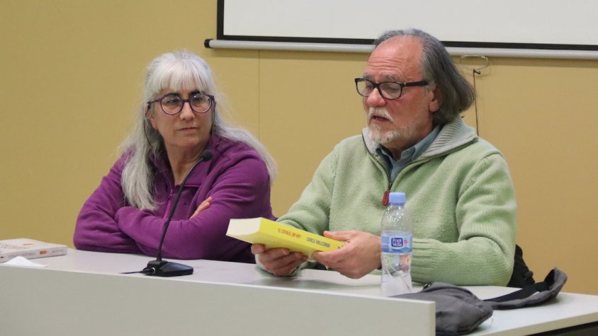 Òmnium Cultural presenta el llibre "Llengua i República. El Manifest Koiné argumentat" a Montblanc