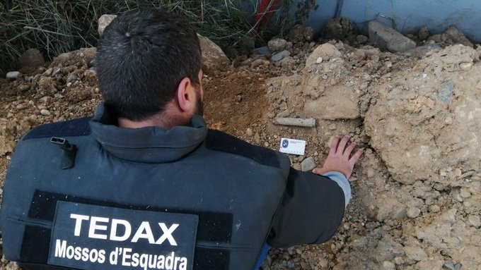 Troben a Montblanc un projectil de la Guerra Civil en unes obres