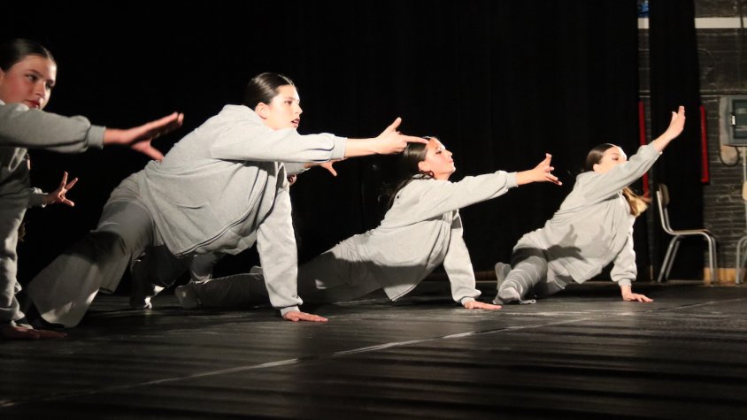 L'espectacle "Invisible" de l'escola DansAra de Sarral emociona amb el seu missatge