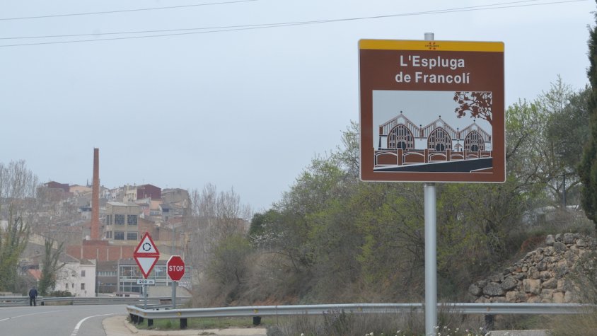 El gerent de l'oficina de turisme de l'Espluga de Francolí s'enfronta a 18 anys de presó acusat d'agressió sexual