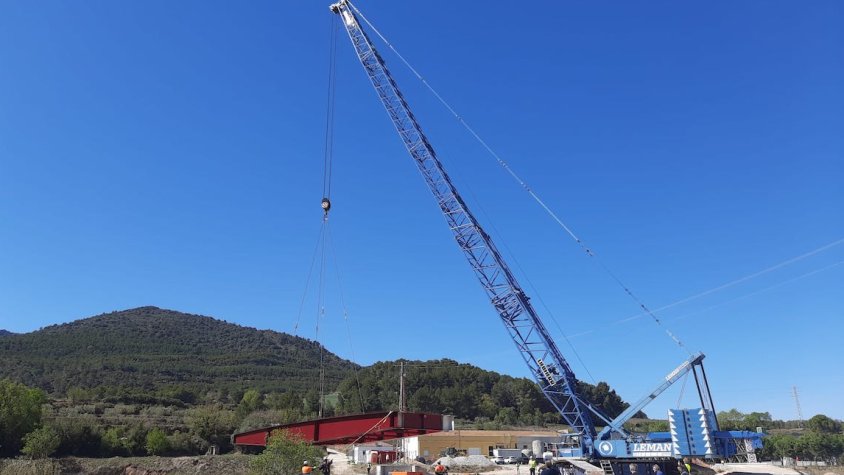 S’inicia la instal·lació de l’estructura principal del Pont del Bolovi