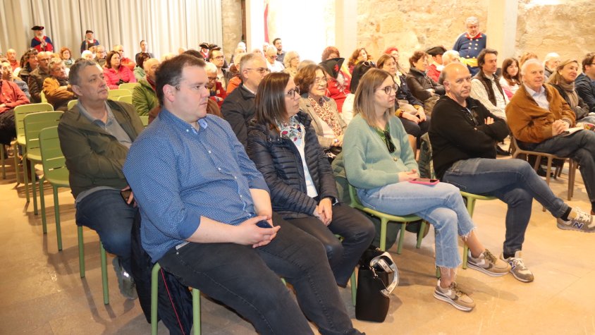 Presentació de la Biografia del montblanquí Francesc de Castellví i Obando amb una desfilada històrica