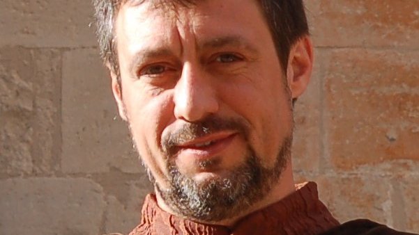 “Es noten les ganes de veure la llegenda”