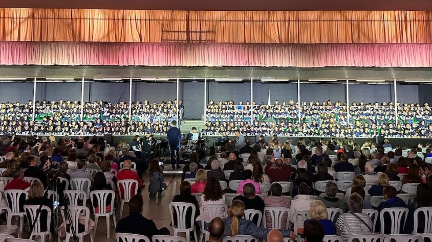 Més de 400 alumnes de la Conca de Barberà s'apleguen per celebrar La Cantata a l'Espluga de Francolí