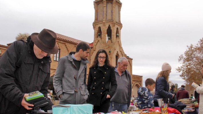 El Mercat del Trasto de Barberà de la Conca es reformula amb més propostes: productes artesans i tallers
