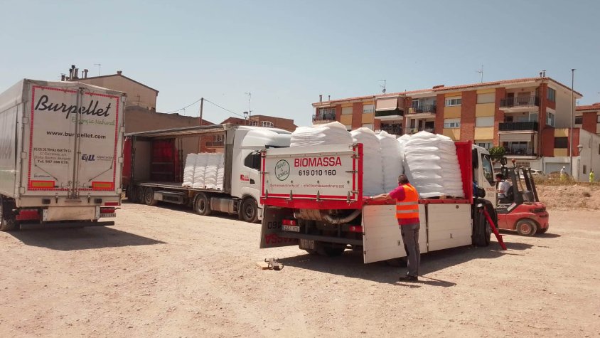 El repartiment del producte es va coordinar enterament des de la voluntat dels veïns i veïnes