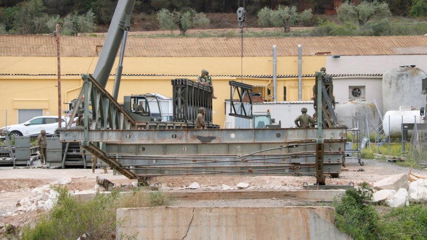 Pla general dels treballs de desmuntatge del pont de Monbtlanc per part de l'exèrcit