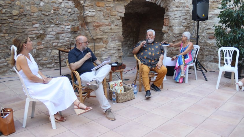Xarli Diego presenta els seus dos llibres a Sarral